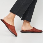 Комнатные тапочки женские Pellagio 504 коричневый крокодил