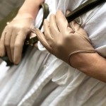 Жіночі шкіряні рукавички GlovesUA мод.377 екрю