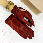Жіночі автомобільні шкіряні рукавички GlovesUA мод.200