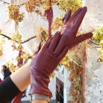 Женские удлиненные кожаные перчатки GlovesUA мод 247 слива (без банта /без перфорации)