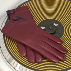 Женские перчатки кожаные GlovesUA мод.421 слива (темно-синий ремешок)