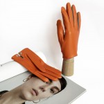 Женские перчатки кожаные GlovesUA мод.394 Оранжевые