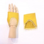 Женские перчатки митенки кожаные GlovesUA мод 342 лимонные
