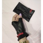 Женские перчатки митенки кожаные GlovesUA мод 383 черные