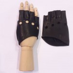 Женские перчатки митенки кожаные GlovesUA мод 317 черные (без пальцев)
