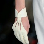 Женские автомобильные кожаные перчатки  GlovesUA мод-516 белый