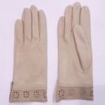Жіночі рукавички шкіряні GlovesUA мод.205 бежеві (оборка замш)