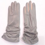 Жіночі шкіряні рукавички GlovesUA мод.362 світло-сірі
