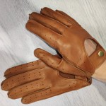 Чоловічі автомобільні шкіряні рукавички GlovesUA мод.275 світлий коньяк (без відп.)